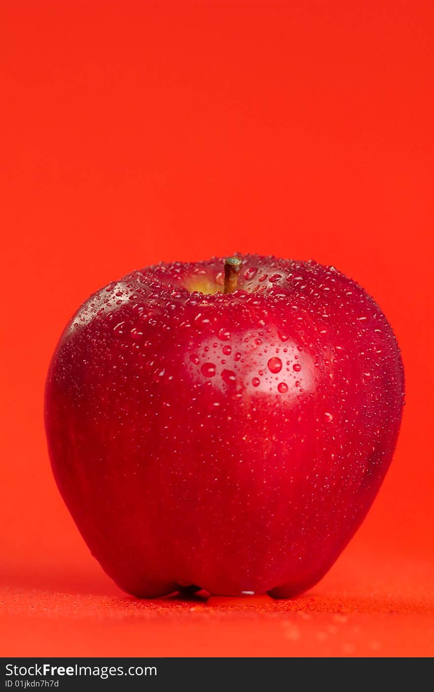 Red apple