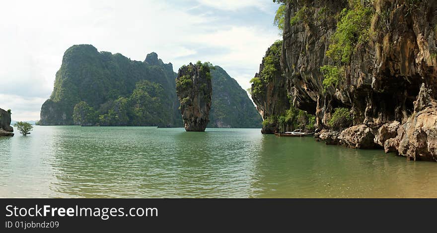 James Bond (Ko Tapu) island lagoon panorama