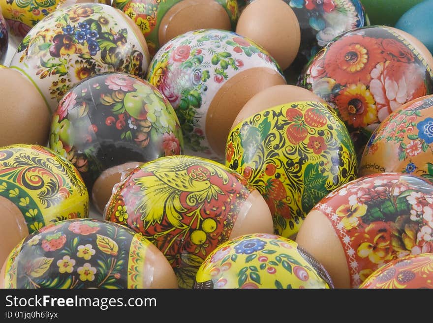 Many decorated different easter eggs