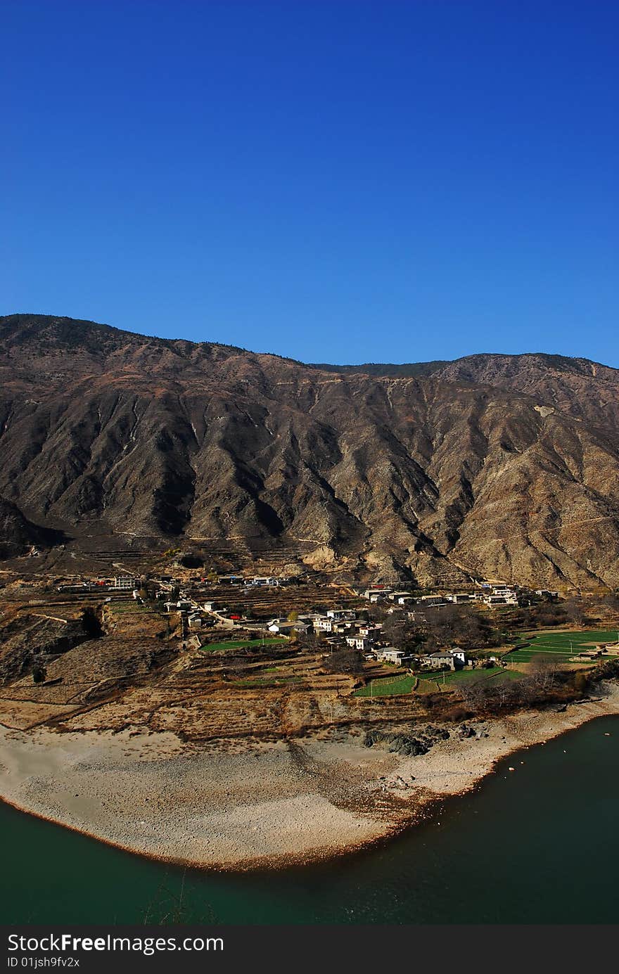 Benzilan Town, an important place for the ancient Tea-Horse Subway. Located in Yunnan, near Jin Sha Jiang river.