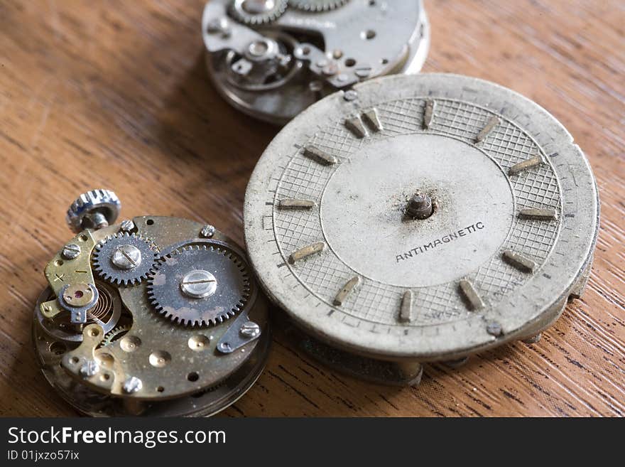 Some old clocks, waiting for the fixing or a collector's interest. Some old clocks, waiting for the fixing or a collector's interest.