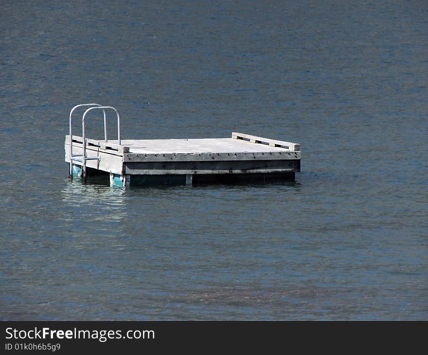 Swimmers Floating Dock With Ladder