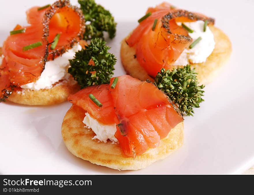 Marinated smoked salmon appetizers with chease