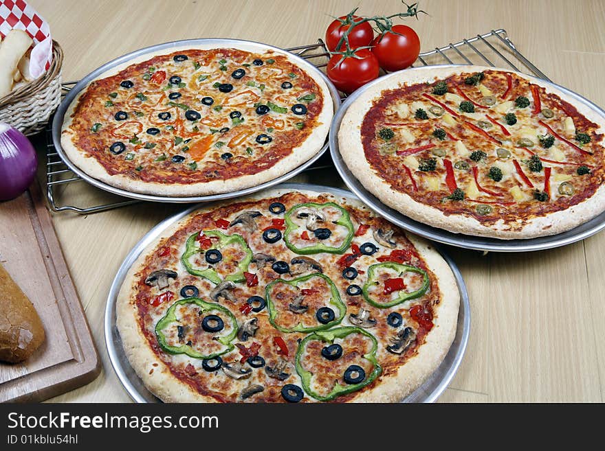 Pizza combo deal for family