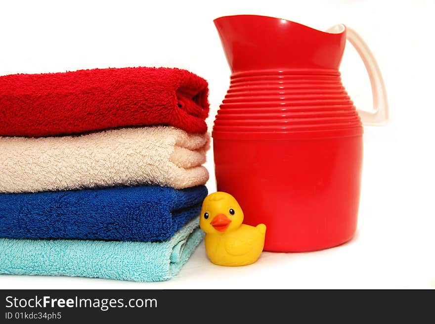 The combined colour towels with toy