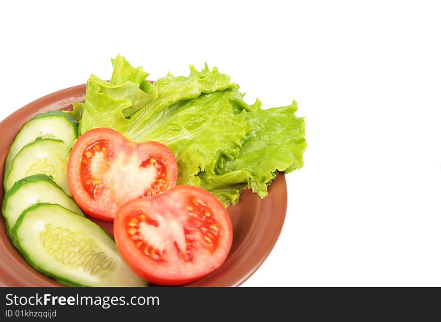 The cut vegetables are decomposed on a dish