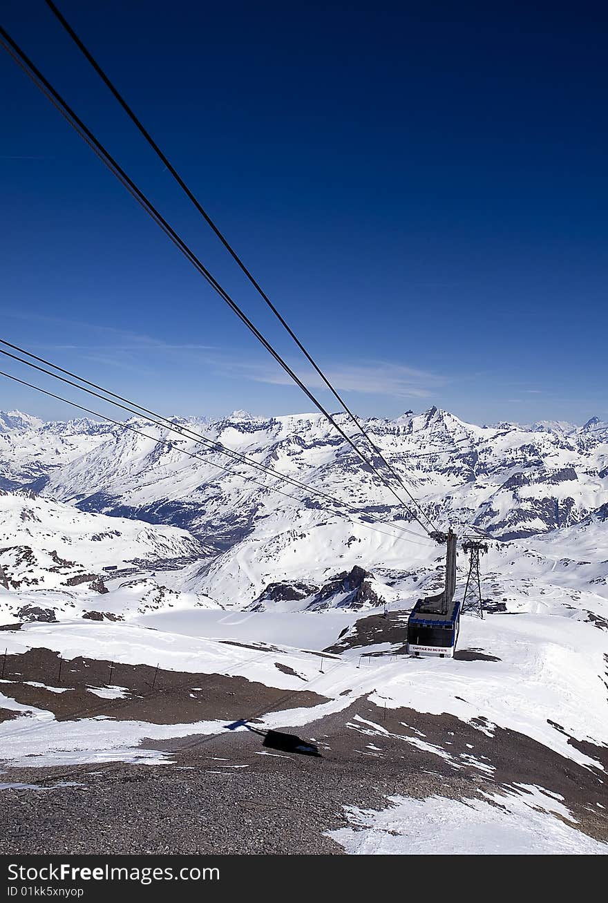 Funicular railway to glacier grande motte