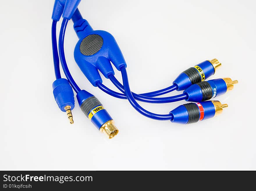 A high resolutions-vieo a/v cable with high purity copper stranding