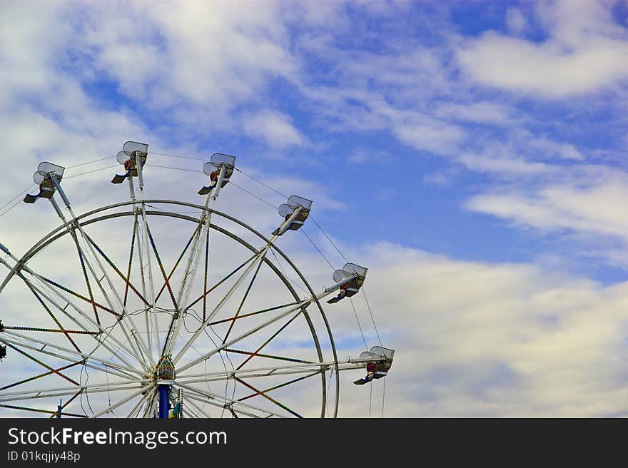 Side profile of a ferris wheel