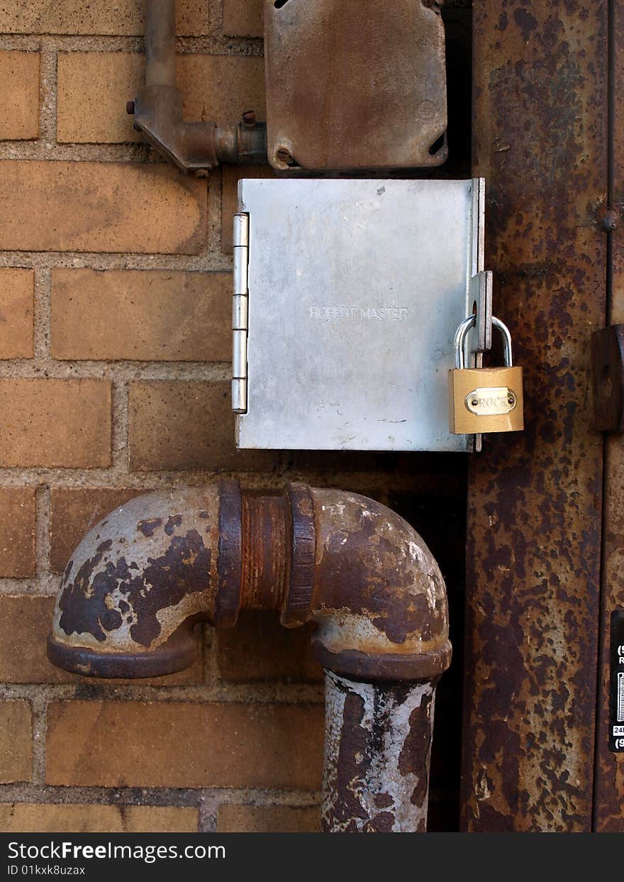 Lock box on garage door