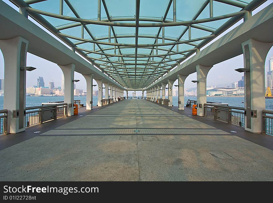 Hong Kong Pier in Symmetrical structure