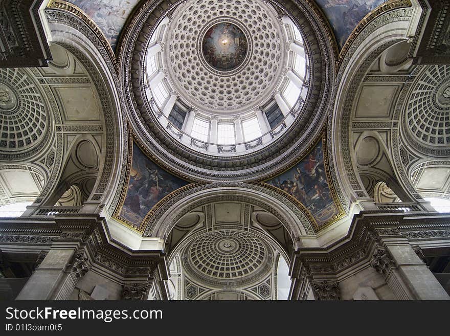 Dome inside the pantheon, Paris