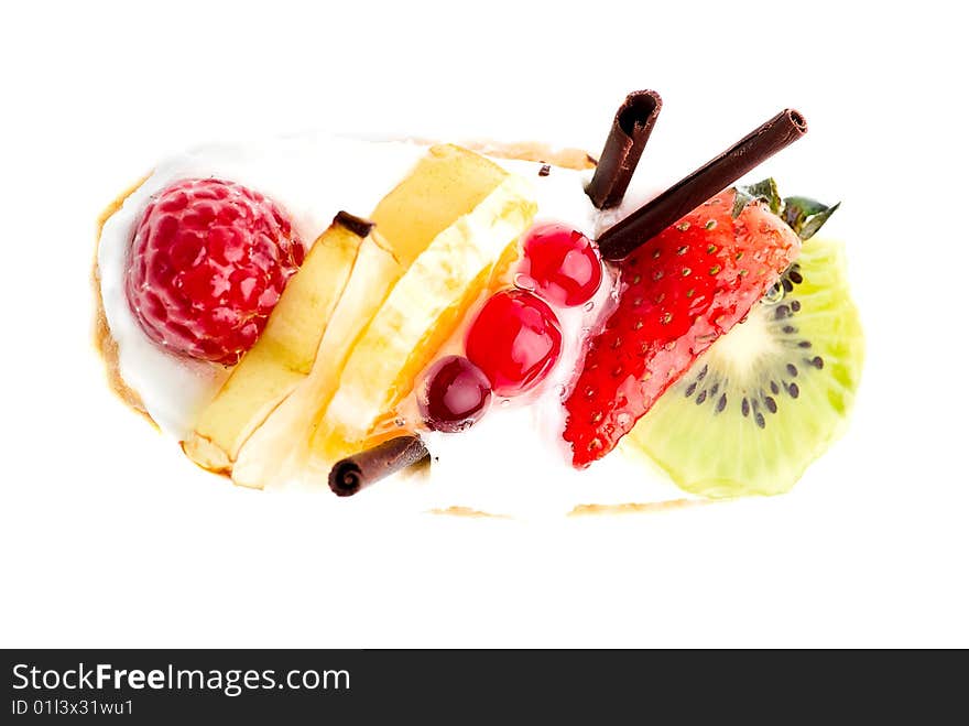 Cheesecake with various fruit topping