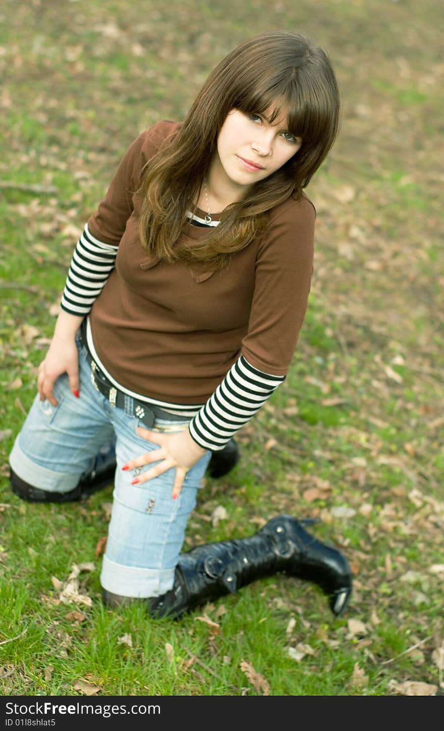 Portrait photo of smiling girl