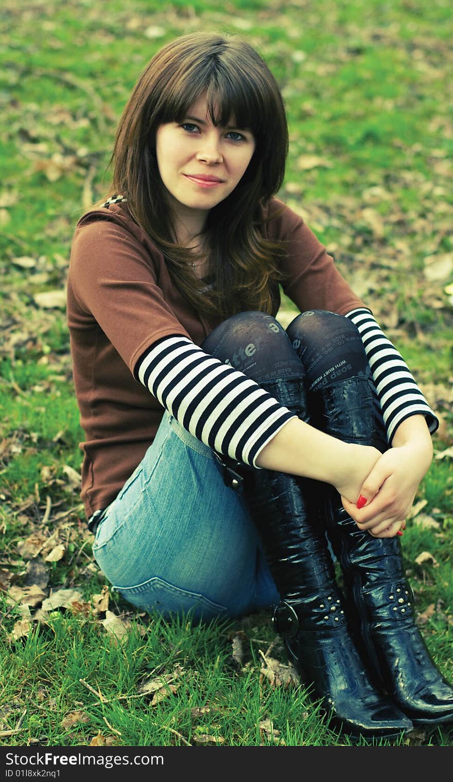 Portrait photo of smiling girl