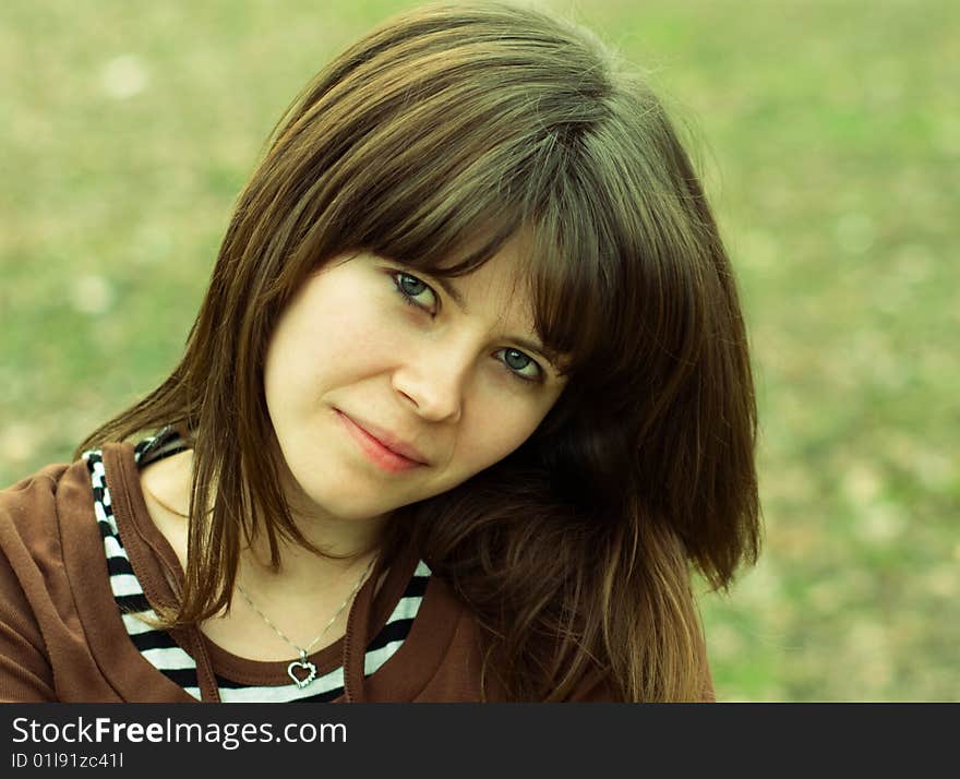 Portrait photo of smiling girl