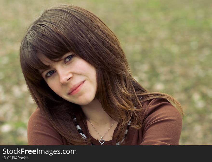 Portrait photo of smiling girl