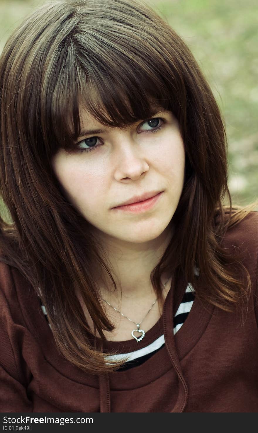 Portrait photo of smiling girl