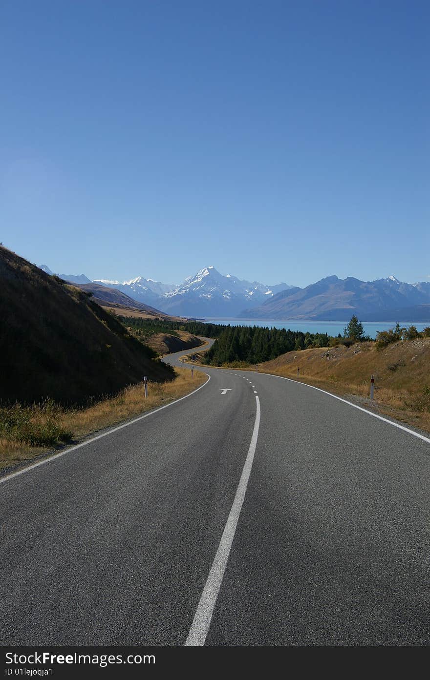 Road to Mount Cook along the lake, New Zealand. Road to Mount Cook along the lake, New Zealand