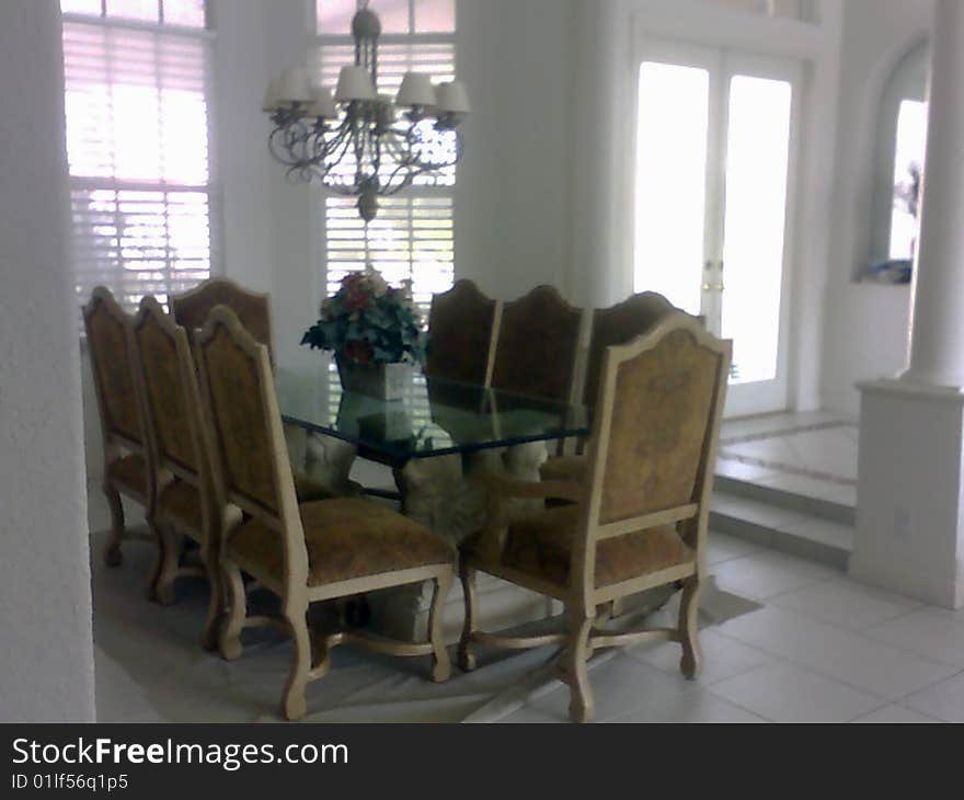 Elegant dining room for big house