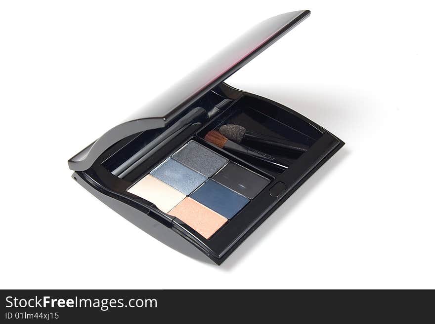 Compact makeup set