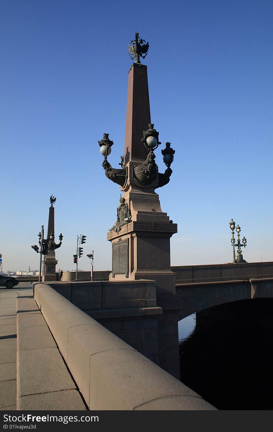 A column on the Troitskiy Bridge