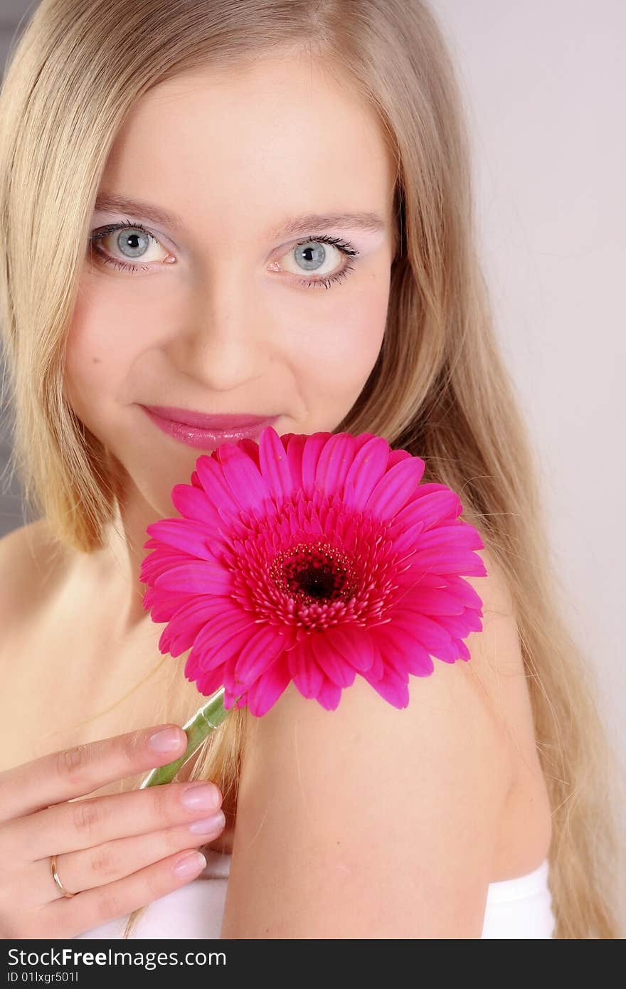 Girl with ping flowers