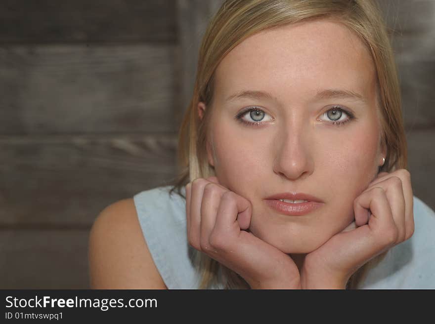 Nice Cute Headshot of a Model Outdoors