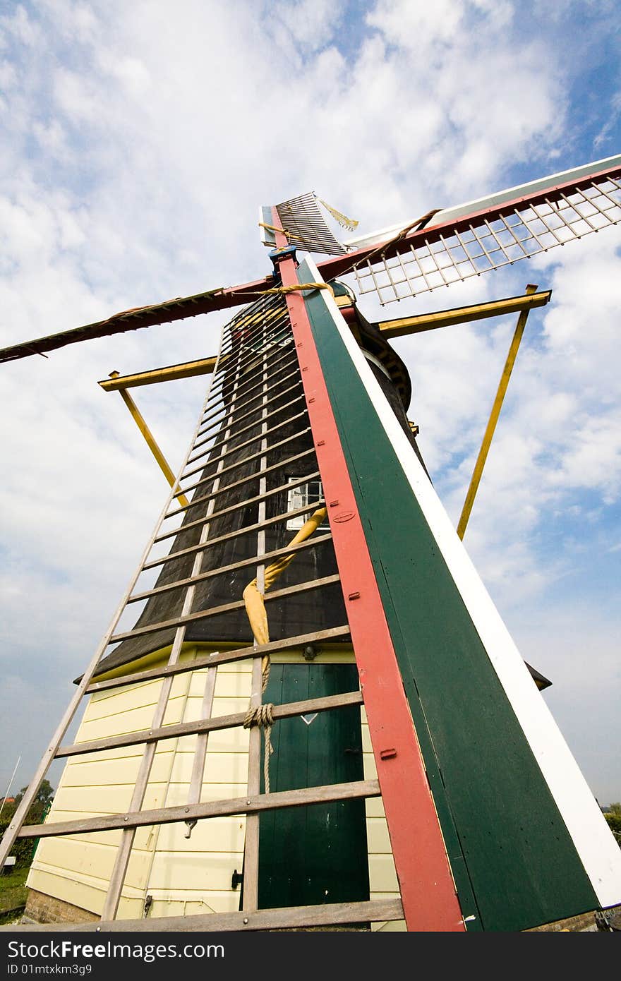 Windmolen, dutch windmill low perspective