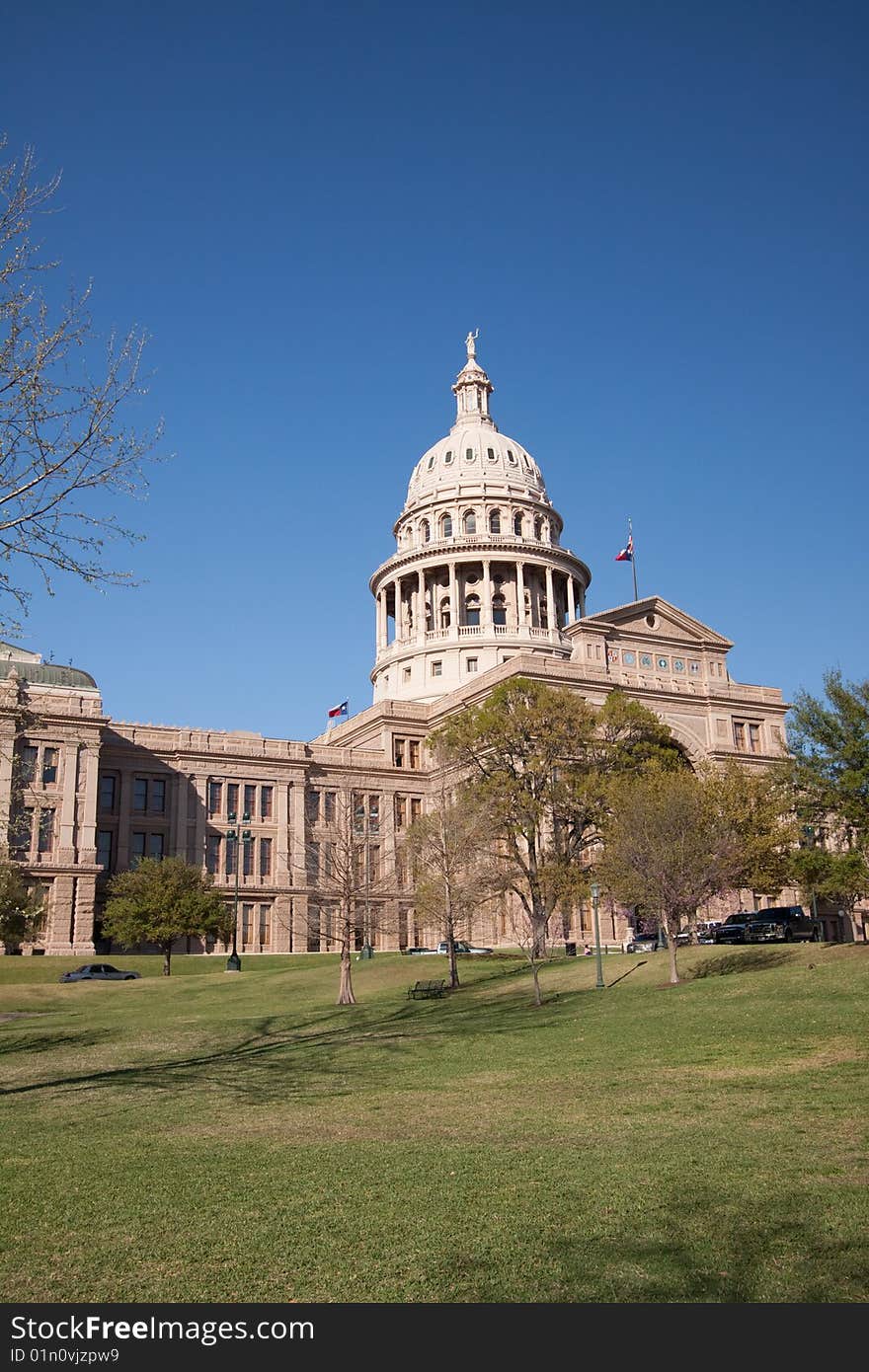 Texas State Capitol Building shot with wide angle lens