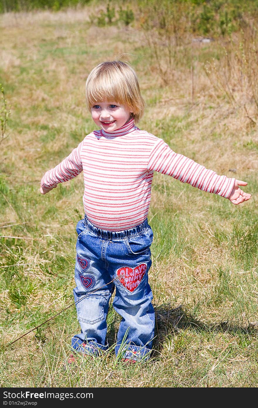 Portrait of happy smiling baby