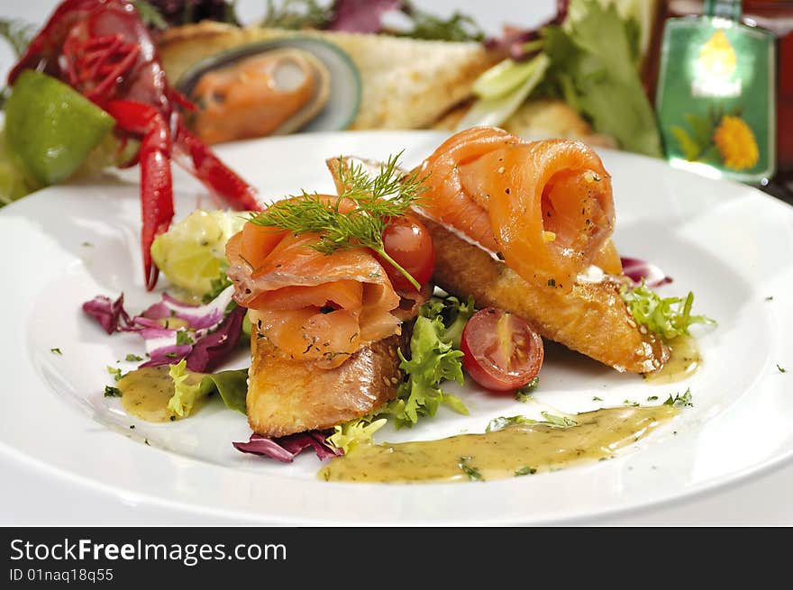 Smoked salmon with vegetable and arrange