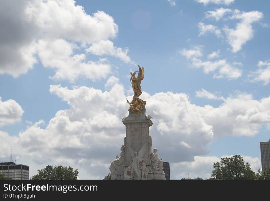 Statue In London