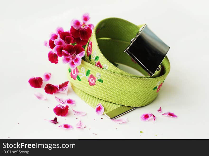 Belt with purple flowers