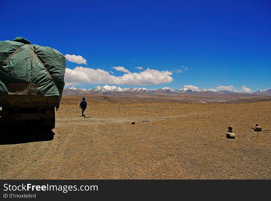 Mt. Qomolangma(Everest) National Nature Reserve 2