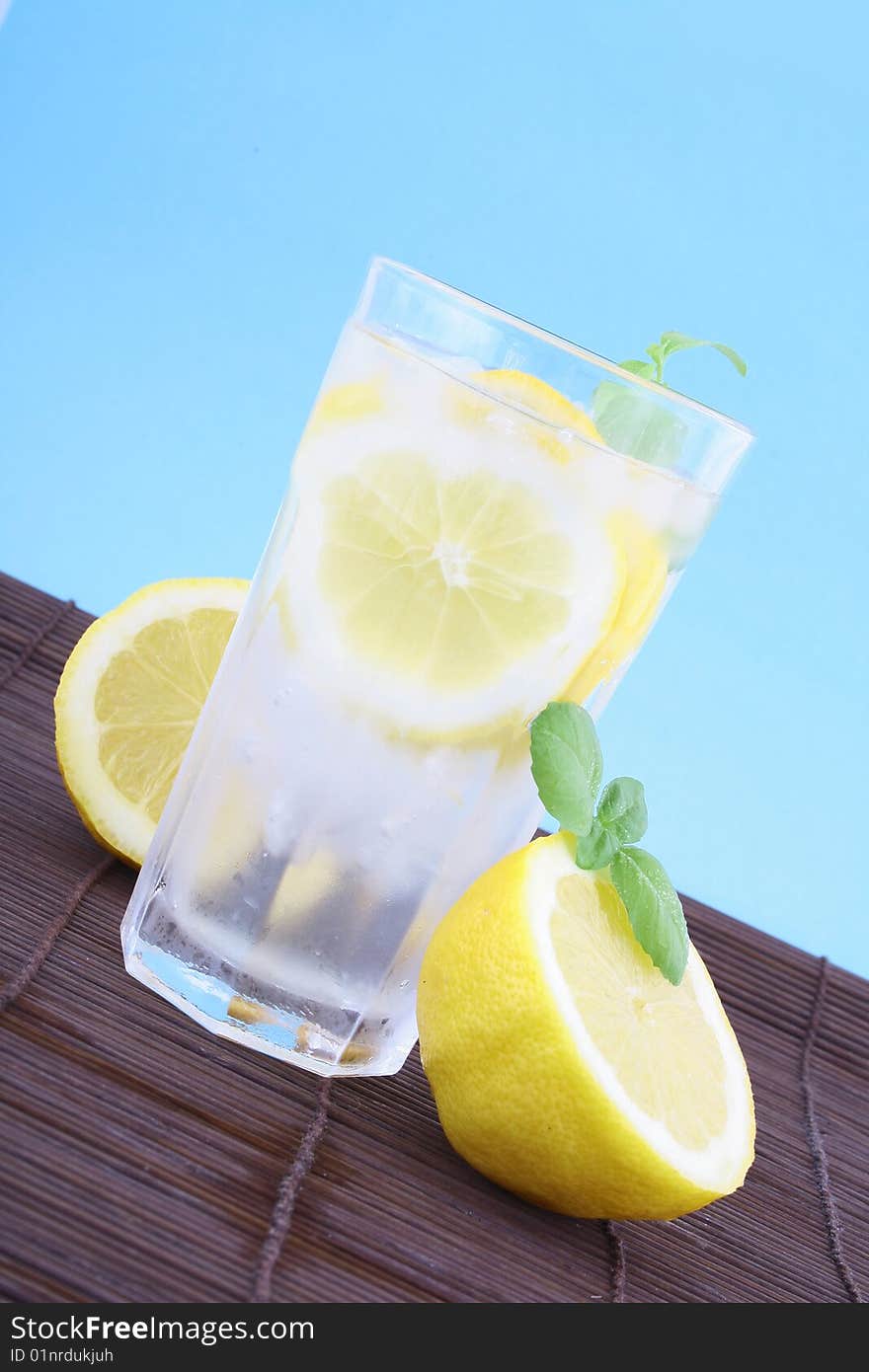 Glass of clean fresh water with lemon