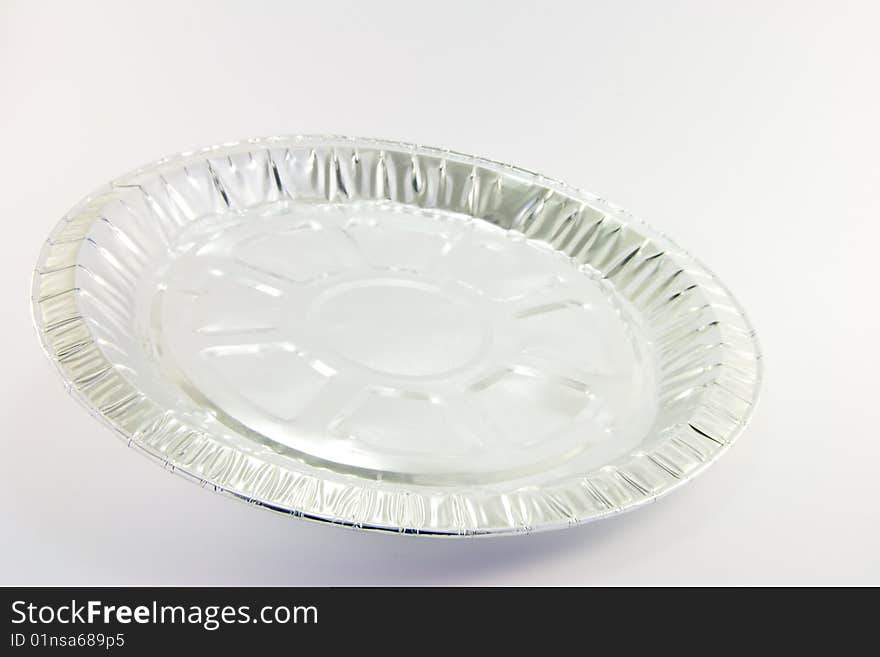 1 round catering tray on a white background