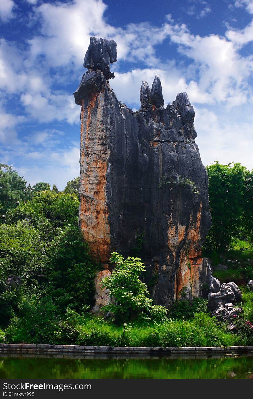 Stone Forest, known as the best in the world wonders of the Stone Forest Scenic Area. this is StoneForest 'Landmark attractions-A-shi-ma,Legends of the beautiful girl. Stone Forest, known as the best in the world wonders of the Stone Forest Scenic Area. this is StoneForest 'Landmark attractions-A-shi-ma,Legends of the beautiful girl