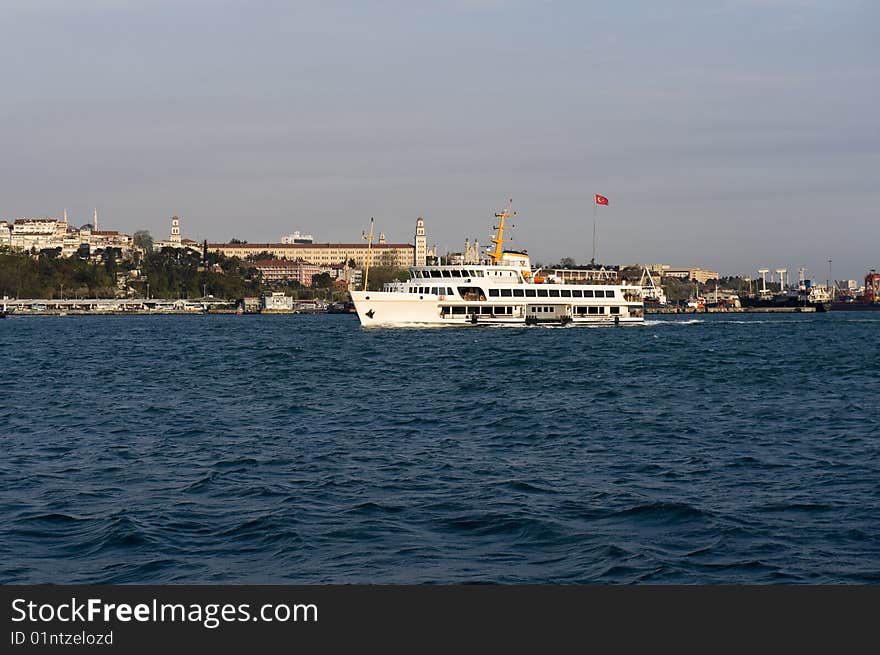 Image of a ship in Bosporus istanbul