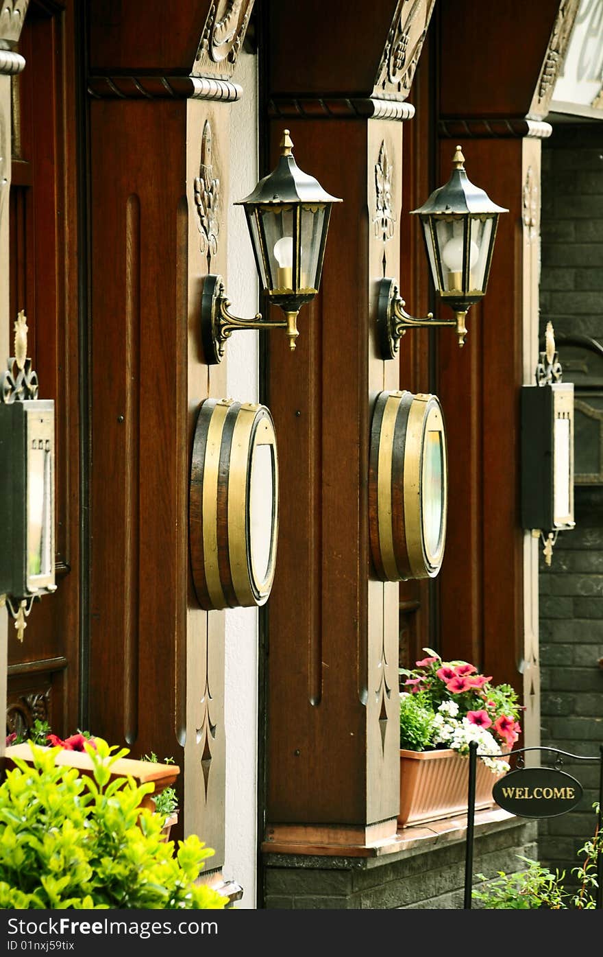 A welcome entrance to an inn in Assmanshausen, Germany