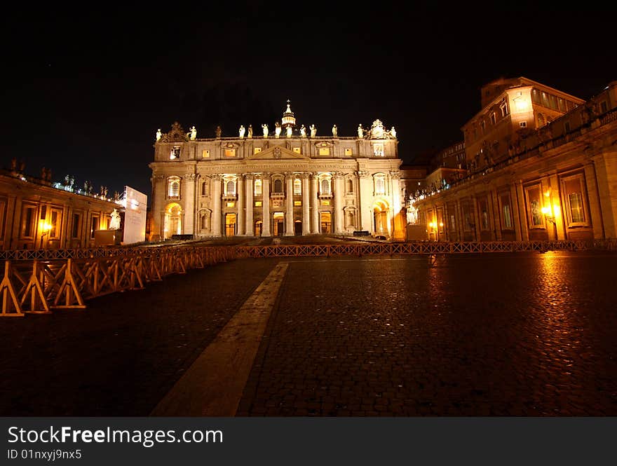 St. Peter´s basilica at night, Rome