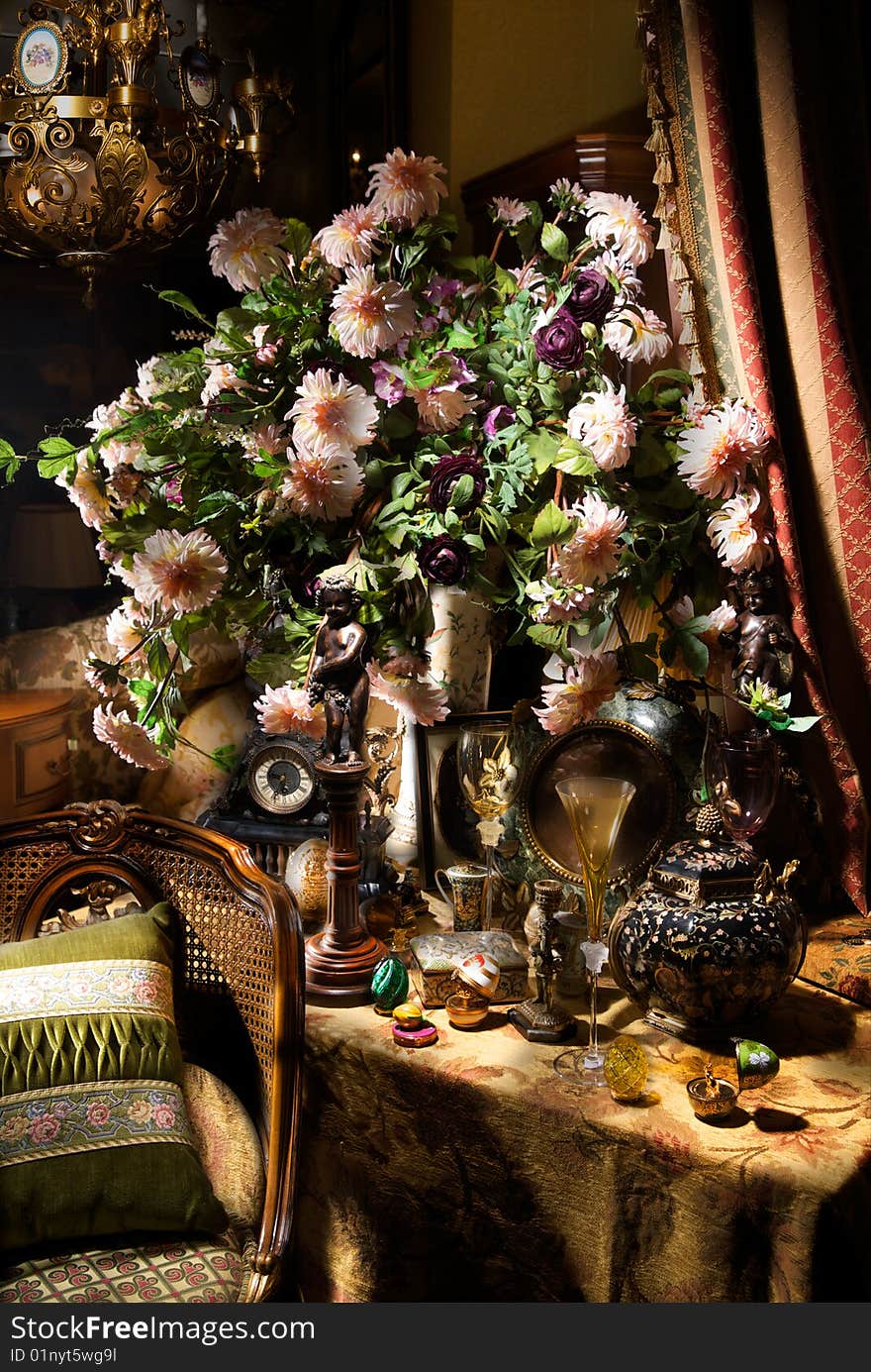 Interior indoors with flowers and objects