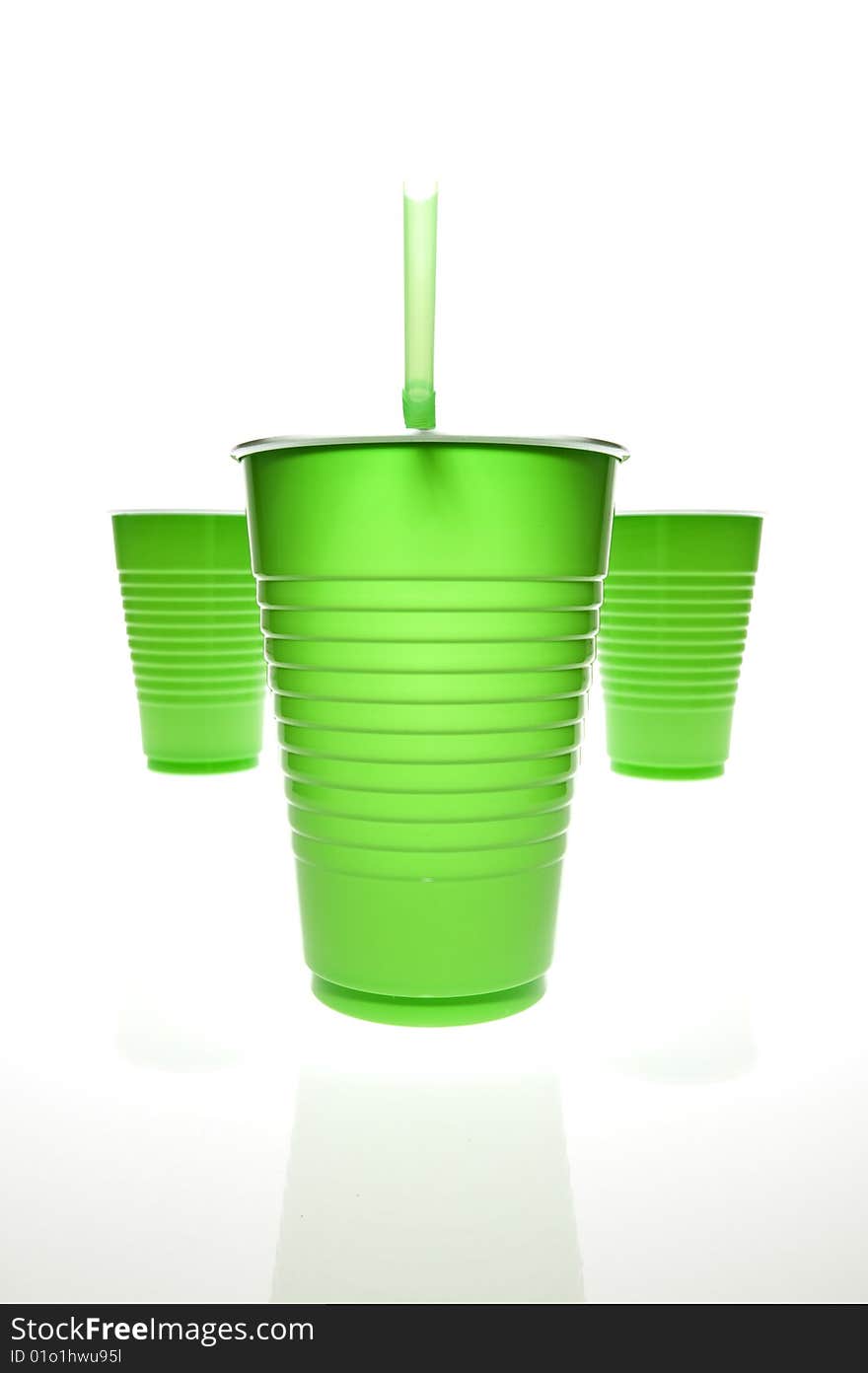 Green plastic cups w straw