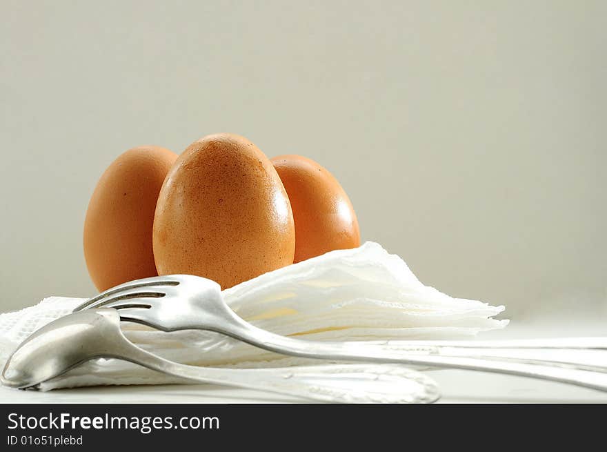 Egg s of table