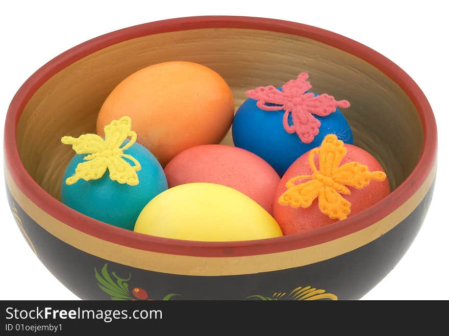 Easter eggs in wooden basin