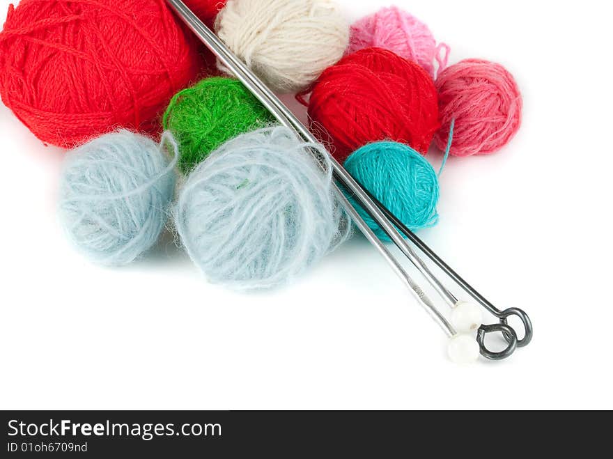 Different colors yarn and knitting needles