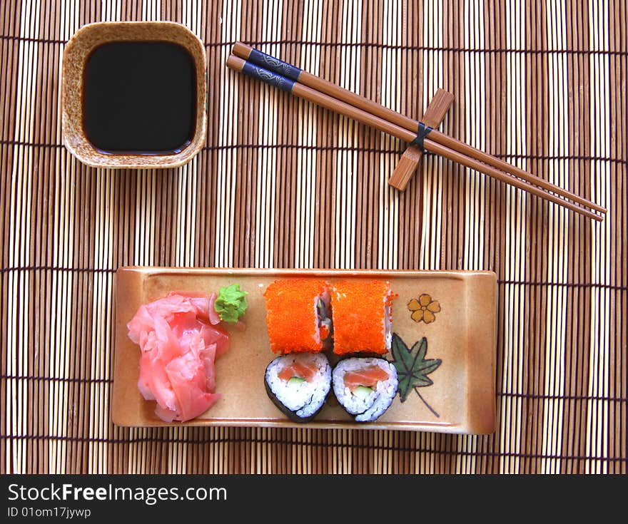 Rolls set on bamboo mat