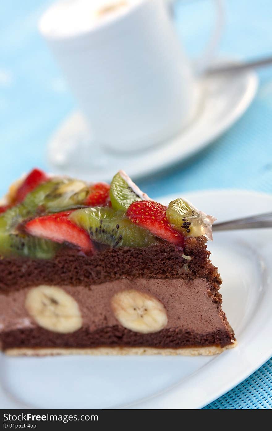 Gourmet- Chocolate Mousse-Cream Pie with Fruits