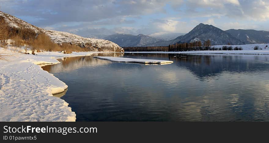 The river Katun. An Ujmonsky valley, Mountain Altai. January 2008. The river Katun. An Ujmonsky valley, Mountain Altai. January 2008