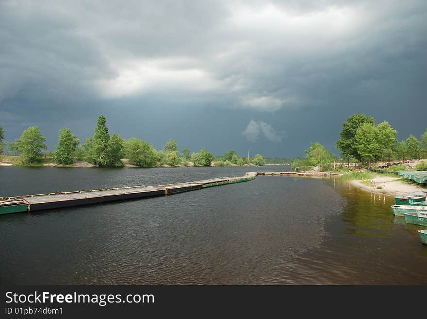 Duckruns on the river before a rain